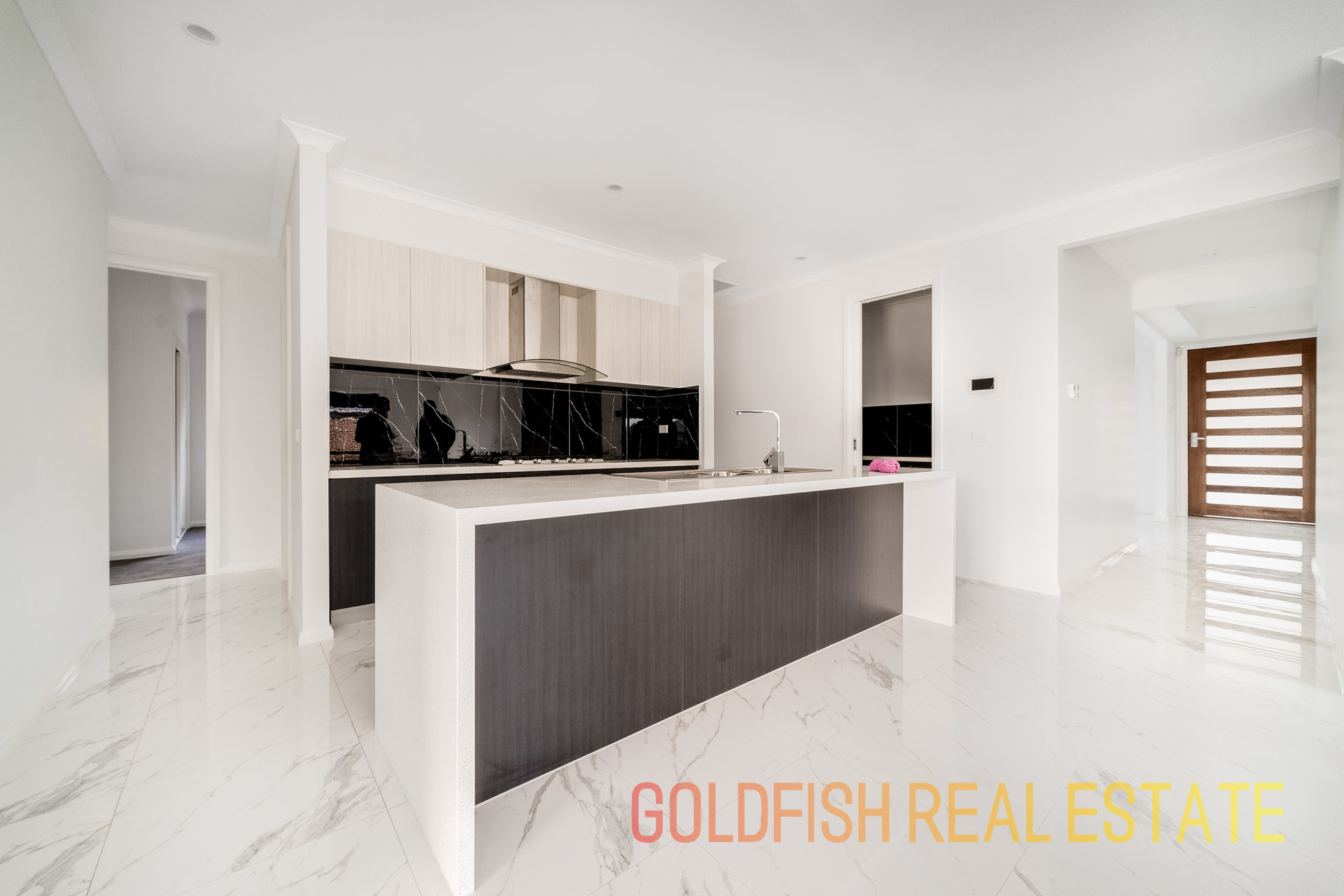 https://agentboxcdn.com.au/clients-data/8061/public_html/media/resrc/9/163/3002189779-rsd.jpg