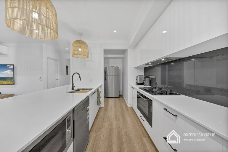 https://goldfishre.s3.ap-southeast-2.amazonaws.com/assets/com_property_images/656064752556d.jpg