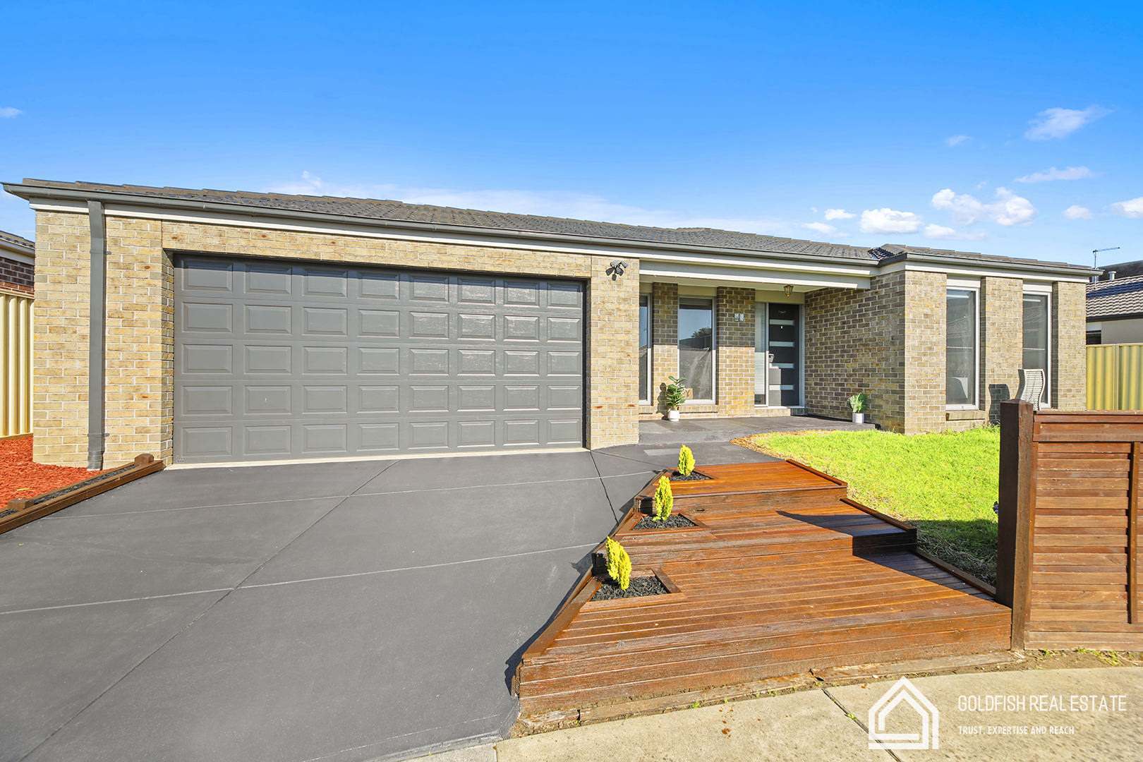 https://agentboxcdn.com.au/clients-data/8061/public_html/media/lt/1/1P0182/168420395539902104-rsd.jpg