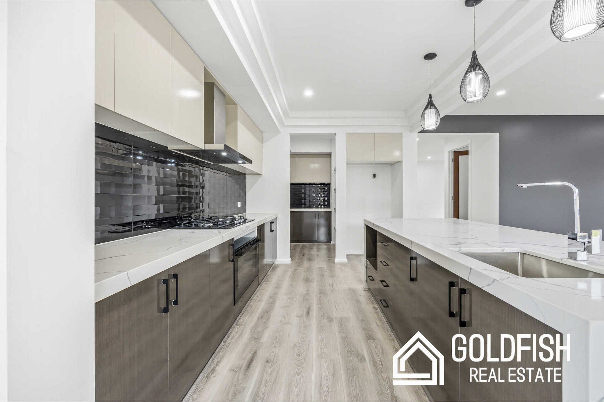 https://agentboxcdn.com.au/clients-data/8061/public_html/media/lt/1/1P0203/169276589459751764-rsd.jpg