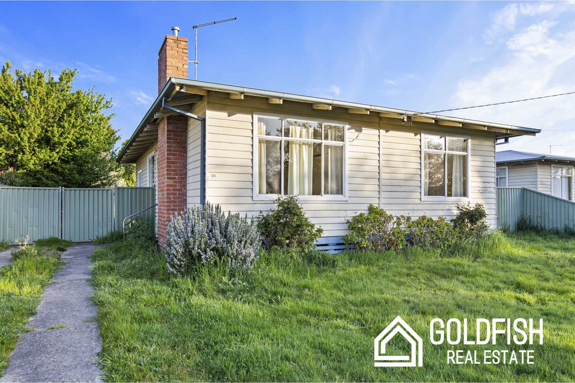 https://agentboxcdn.com.au/clients-data/8061/public_html/media/lt/1/1P0213/169656651832720003-rsd.jpg