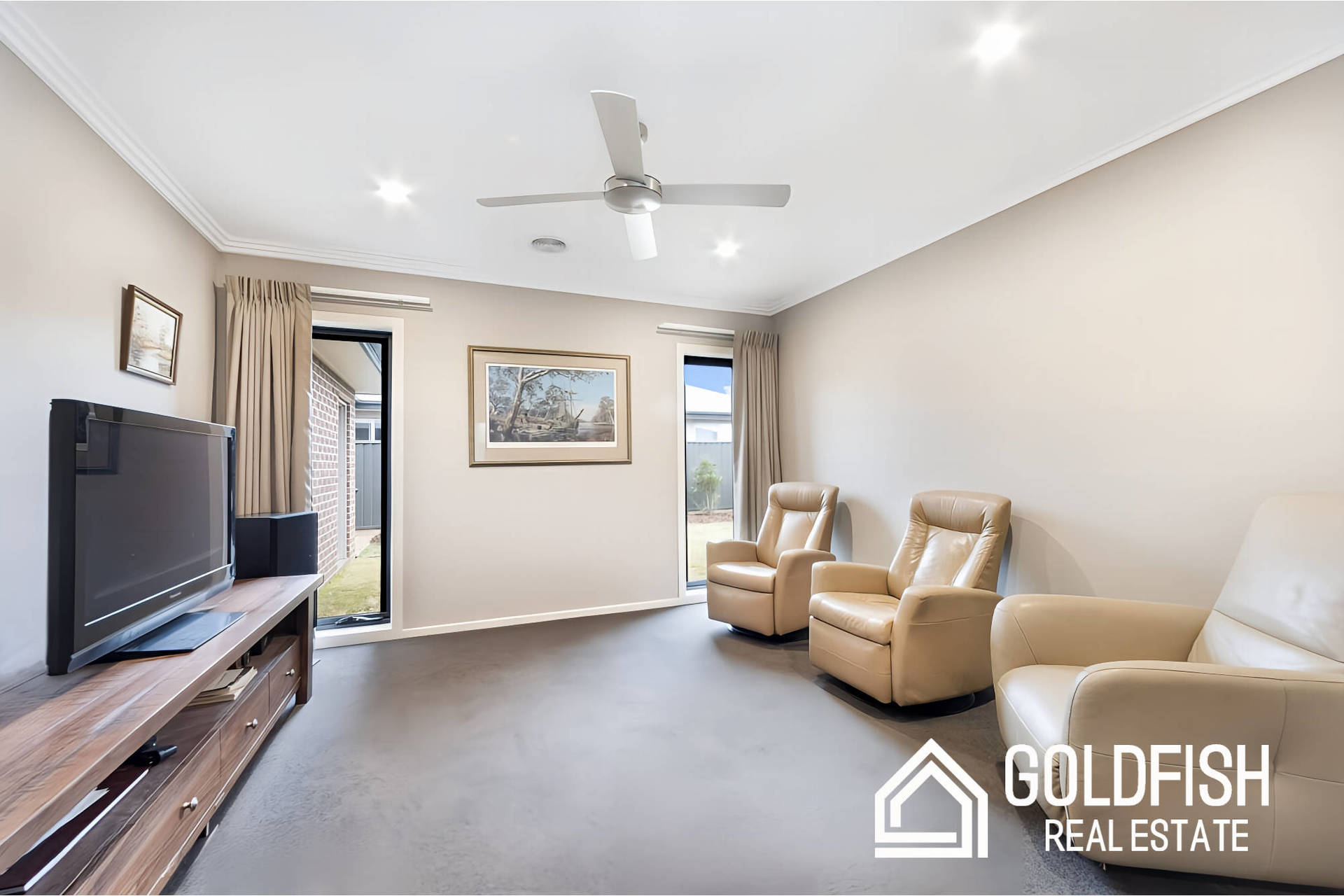 https://agentboxcdn.com.au/clients-data/8061/public_html/media/lt/1/1P0237/170193804880379981-rsd.jpg