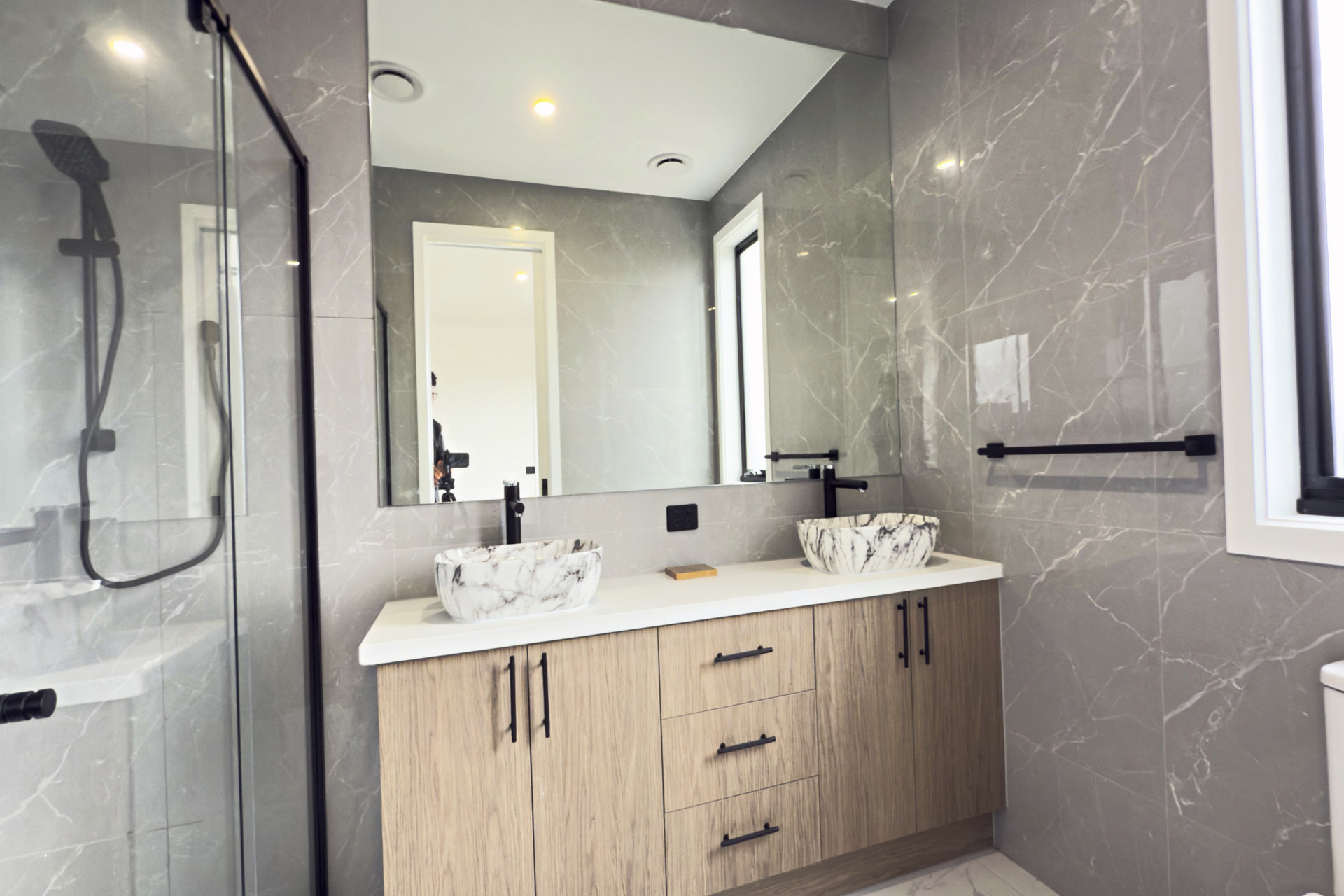 https://agentboxcdn.com.au/clients-data/8061/public_html/media/lt/1/1P0296/173762906549735627-rsd.jpg