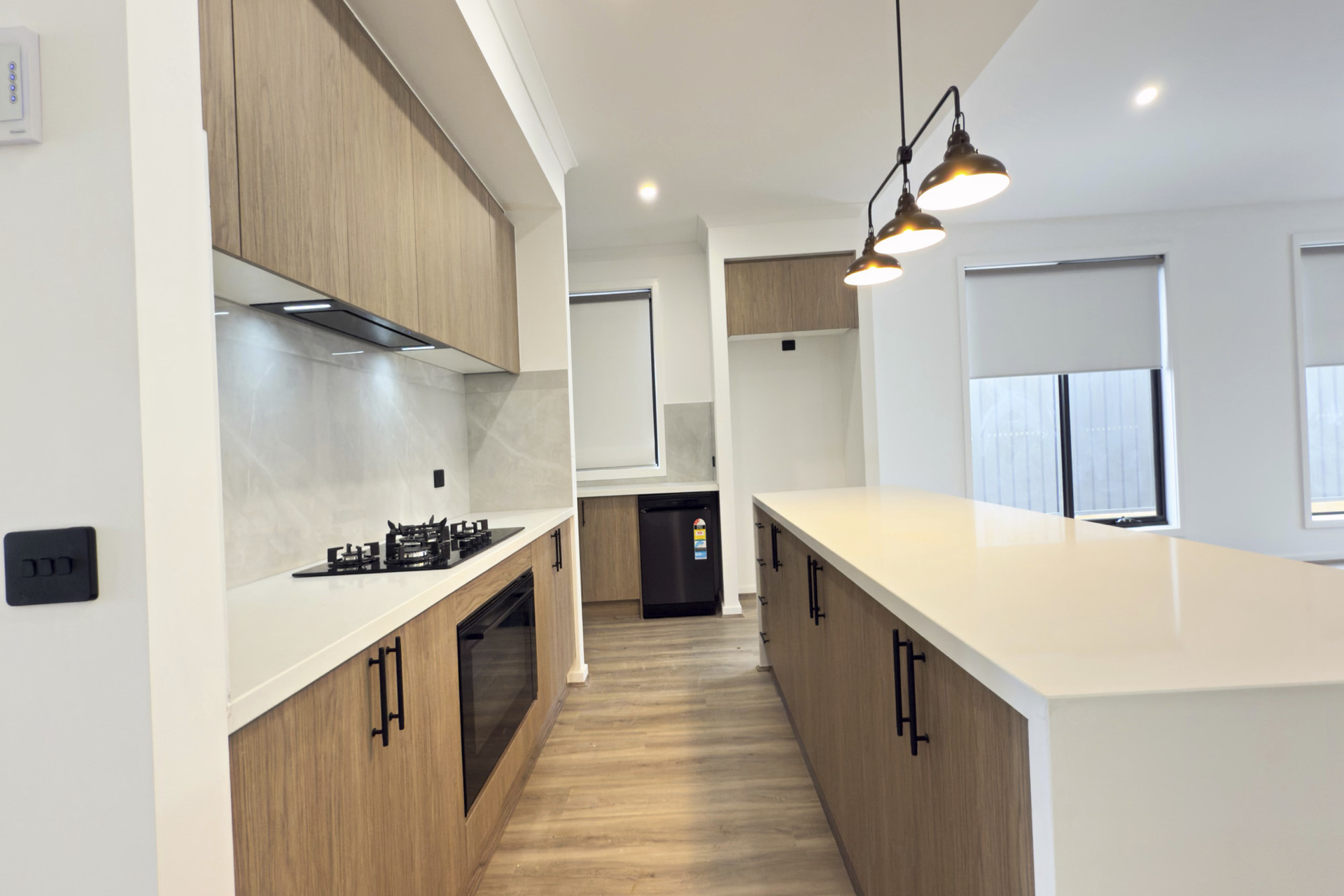 https://agentboxcdn.com.au/clients-data/8061/public_html/media/lt/1/1P0296/173762906580379981-rsd.jpg