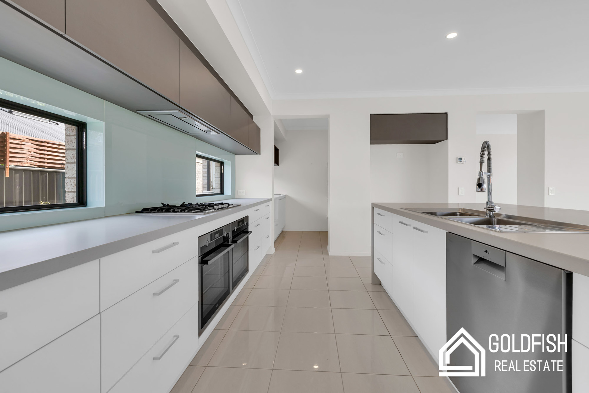 https://agentboxcdn.com.au/clients-data/8061/public_html/media/lt/1/1P0297/172844580694302022-rsd.jpg