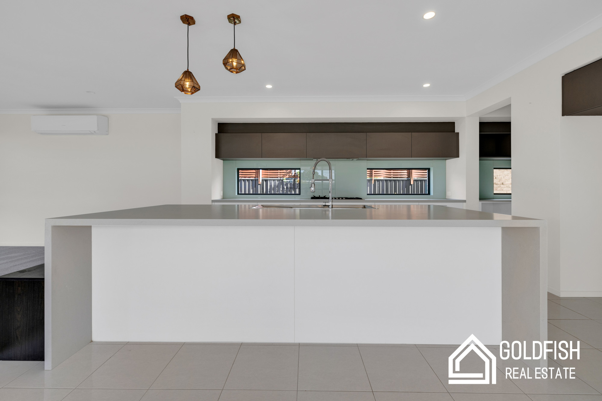 https://agentboxcdn.com.au/clients-data/8061/public_html/media/lt/1/1P0297/172844580781001578-rsd.jpg